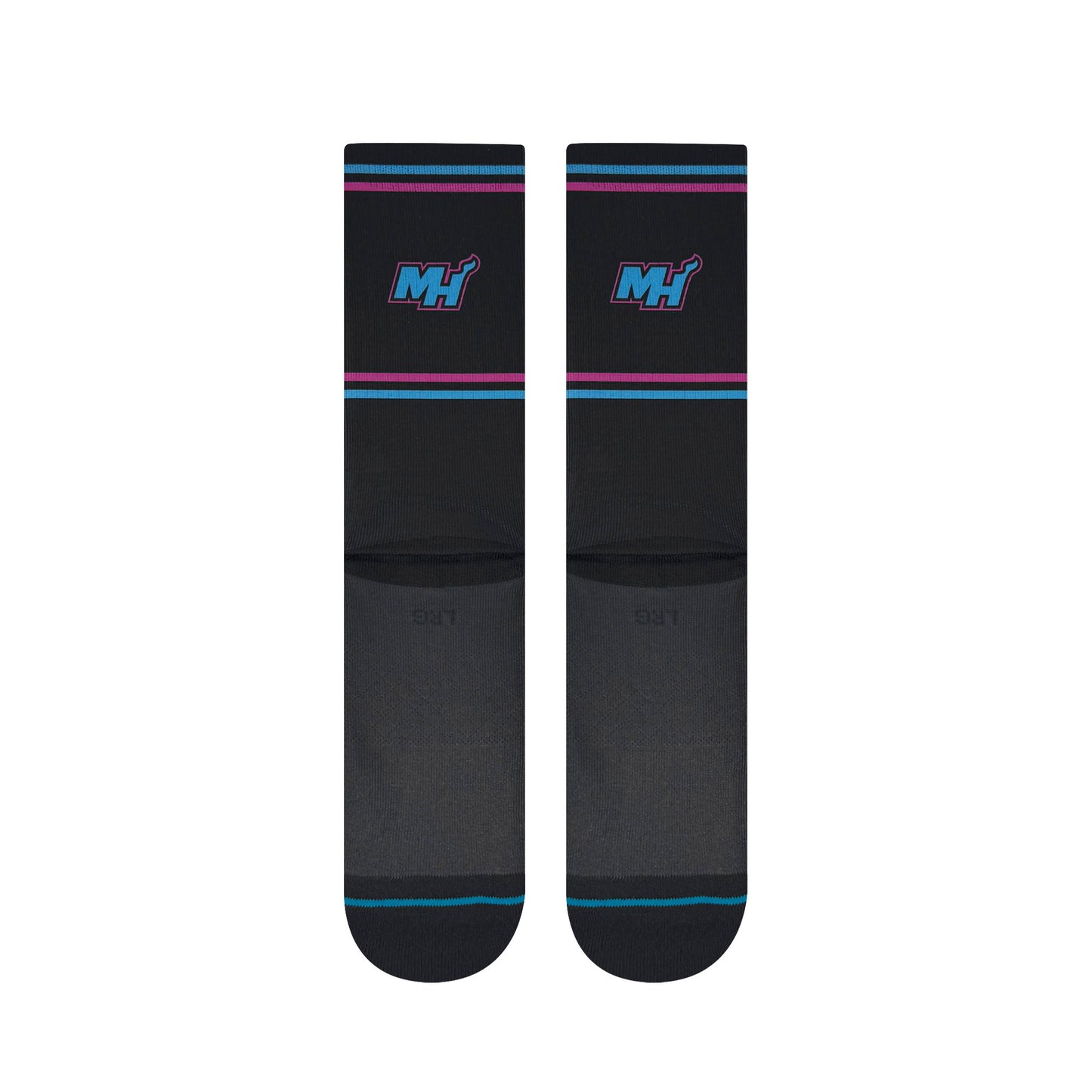 A556D25MIA_MUL_3_1764552765