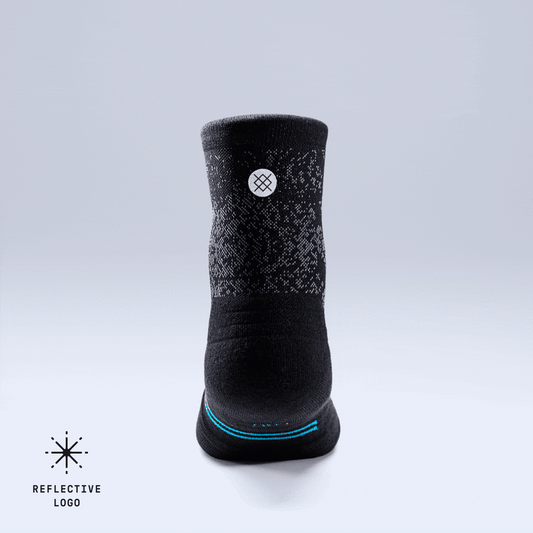 LIGHT PERFORMANCE QUARTER SOCKS - RUN LIGHT BLACK